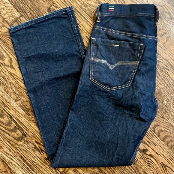 NWOT! Men’s Diesel Dark Denim Jeans Sz. 31 - Picture 4 of 7